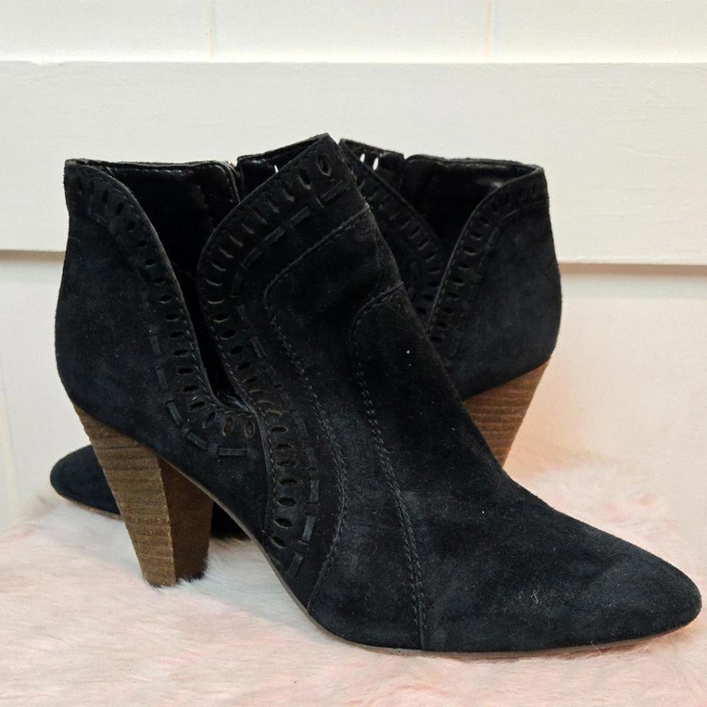 Vince Camuto Bootie